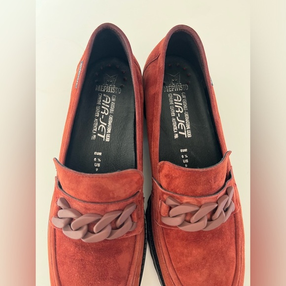 Mephisto Salka Rust Red Velvet Leather Slip-On Chain Detail Lug Sole Loafers - Picture 4 of 13